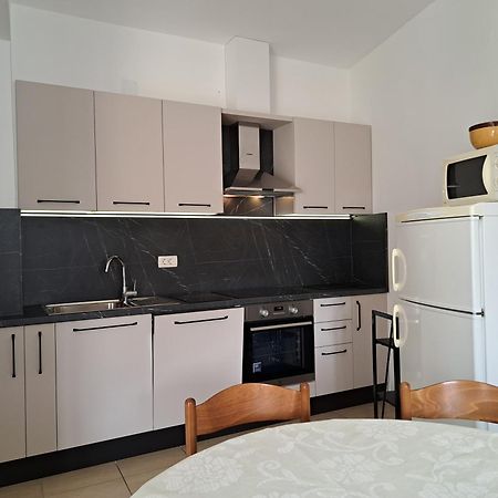 Apartments Ruzica Зострог Екстер'єр фото