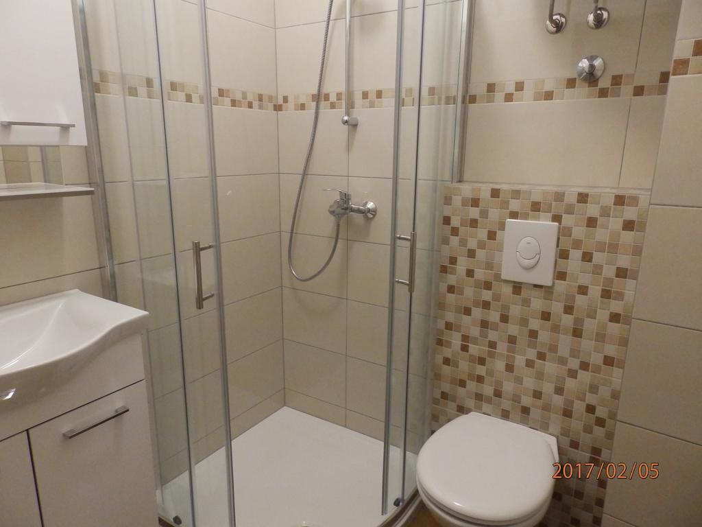 Apartments Ruzica Зострог Екстер'єр фото